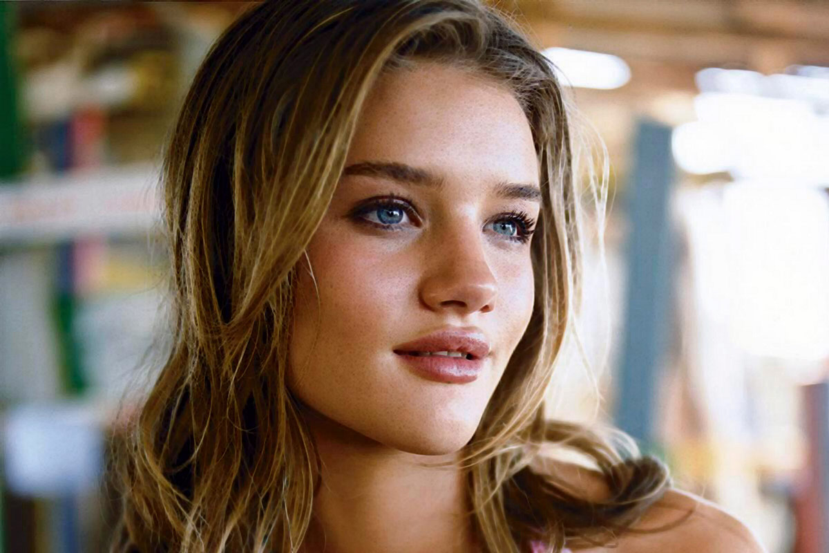 Rosie Huntington Whitely