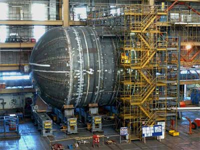 El Astute es autoduficiente, puede ir alrededor del mundo 400 veces sin salir a la superficie.