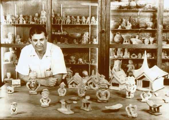 Emilio Estrada Ycaza, descubridor de la cultura Valdivia