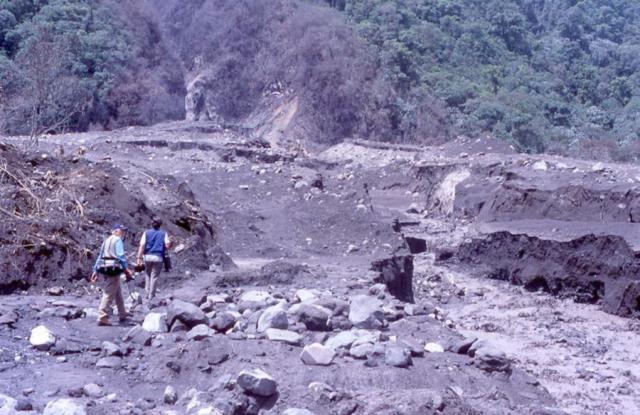 Lahar del volcán Reventador. Foto: Smithsonian Global Volcanism Program