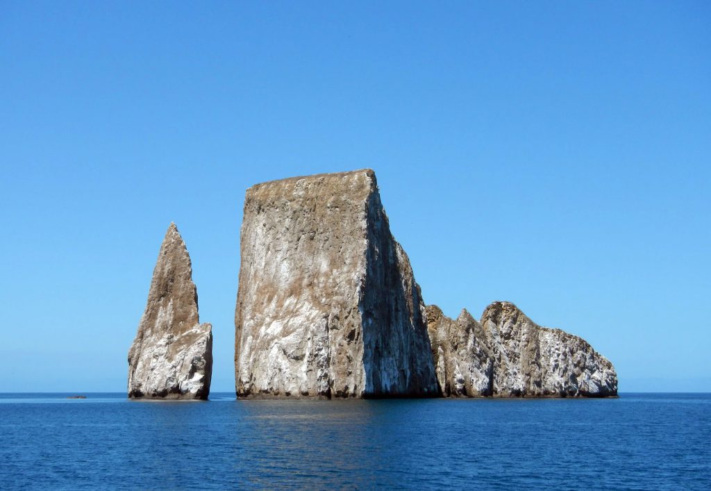Roca León dormido o Kicker Rock. Foto: Peter Mathys