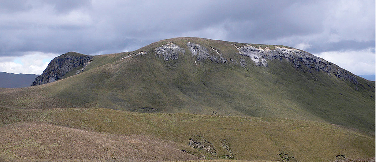 Domo del volcán Huañuna. Foto: Mothes, P. A., & Hall, M. L.