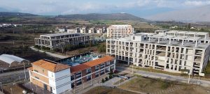 Yachay: El ‘Silicon Valley’ ecuatoriano que se convirtió en ruinas millonarias